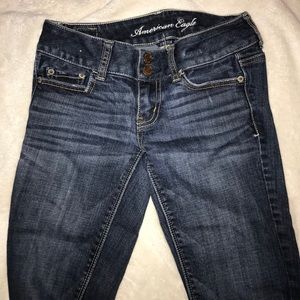 American eagle artist style jeans